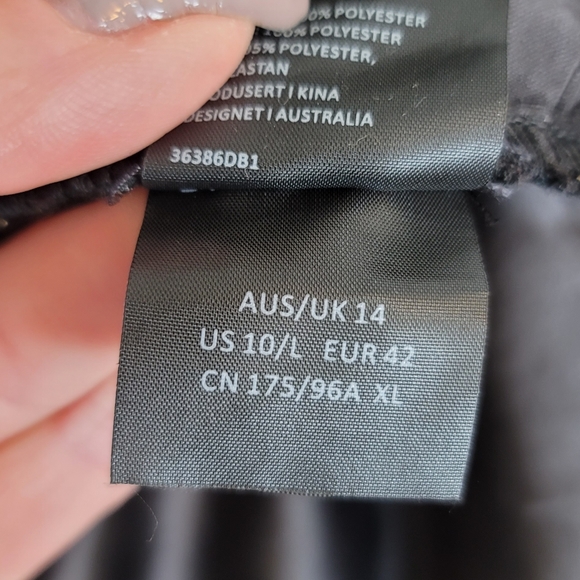 🆕️ Bardot Gemma Halter Sheath Dress - Picture 9 of 13